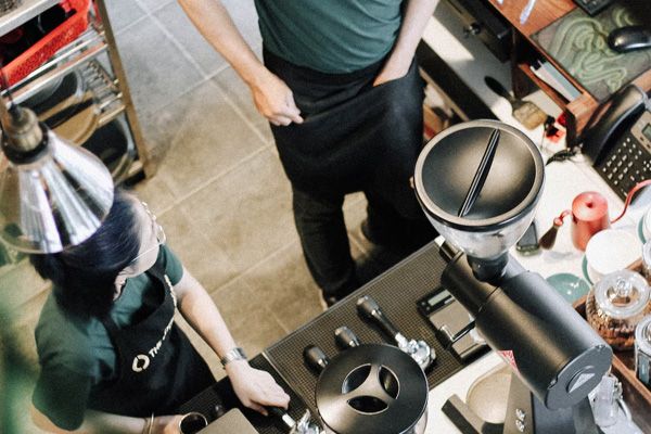 Local d'activité disponible dans un espace professionnel à Caen