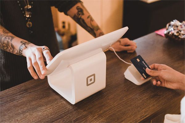 Fond de commerce disponible dans un espace professionnel à Caen
