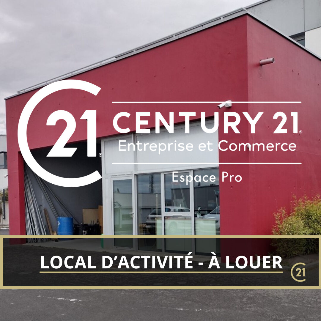 Local d’activité avec cour fermée de 265 m² environ à 2mns de l’A84.