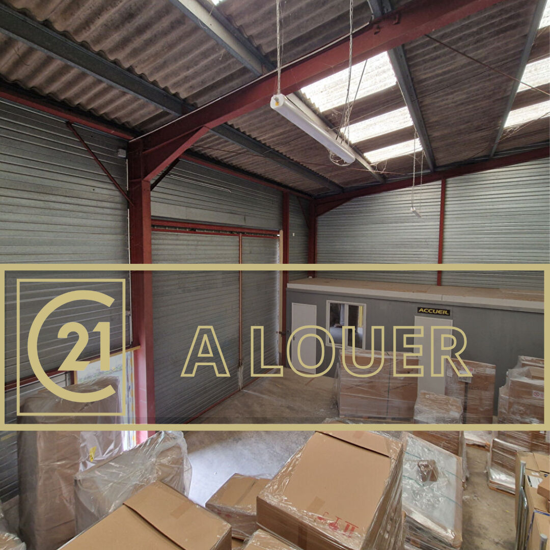 Sud de Caen – A LOUER – Environ 130 m² de dépôt avec bureaux