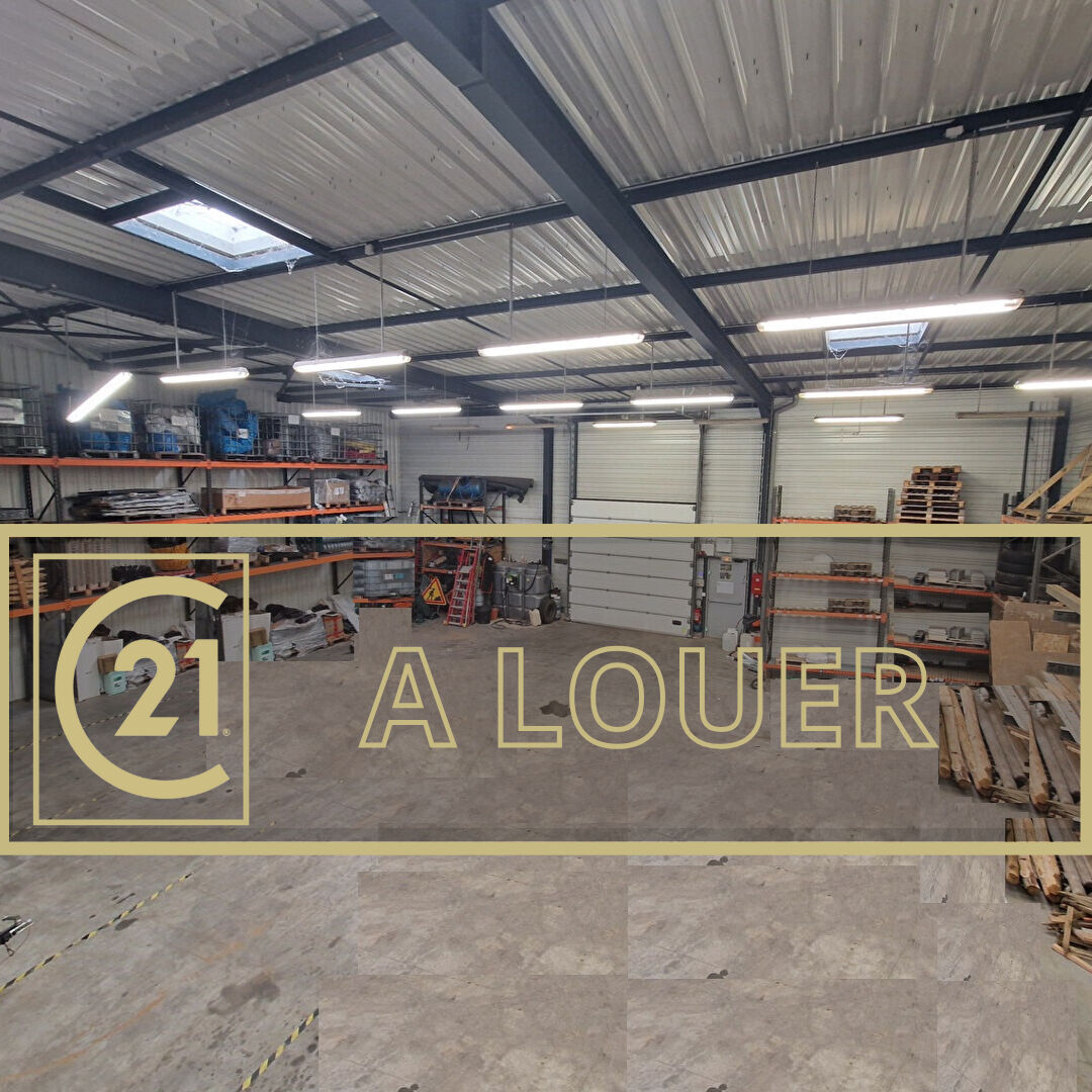Très belle visibilité – local d’activité d’environ 800 m² avec show room, bureaux et dépôt