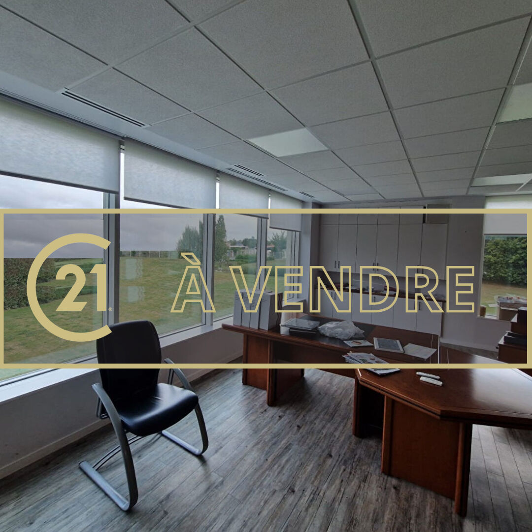 BAYEUX – A VENDRE – Environ 980 m² de bureaux en parfait état avec terrain